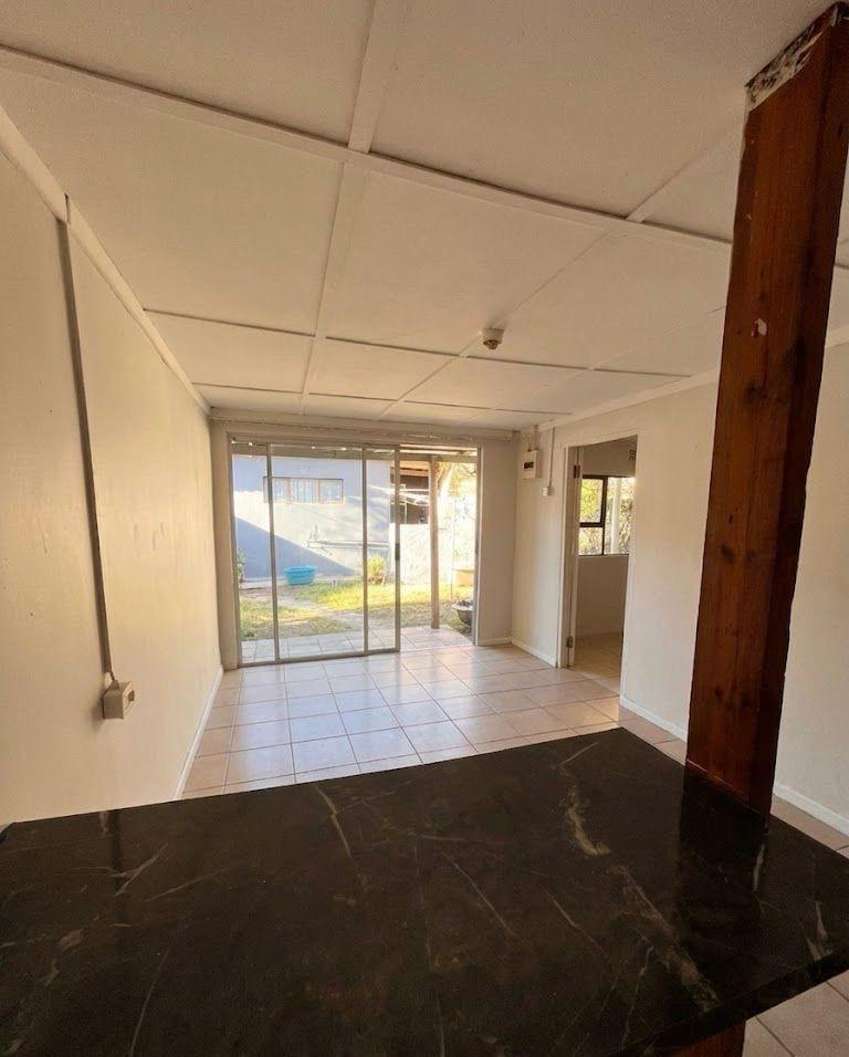 5 Bedroom Property for Sale in Quigney Eastern Cape